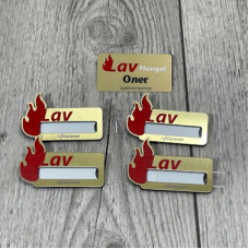 Бейдж з віконцем для змінного імені у мангал-бар "Lav" Бейдж з віконцем для змінного імені у мангал-бар "Lav"